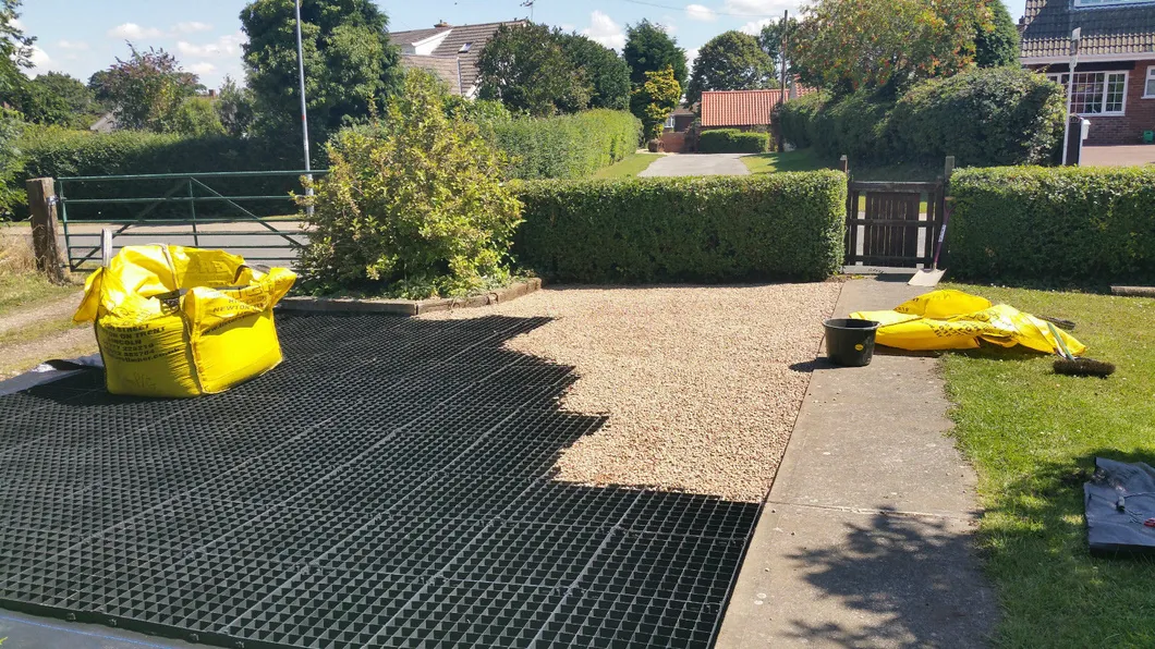 Groothandelsprijs Grondplaten Grondplaten Permeabel Grot Grass Planting Grid Mould voor oprit Fabriek Levering 10