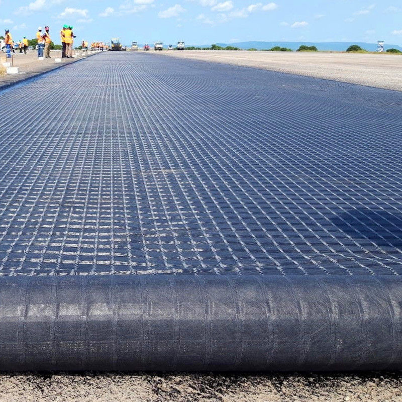 Geogrid van biaxiale glasvezels met geotextiel zonder weefsel voor bodemversterking/wegbouwmateriaal Geocompos