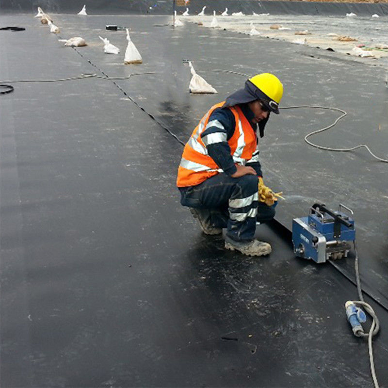 HDPE-geomembrane vijvervoering 1,0 mm dik met 100% maagdelijk materiaal voor waterkanaal