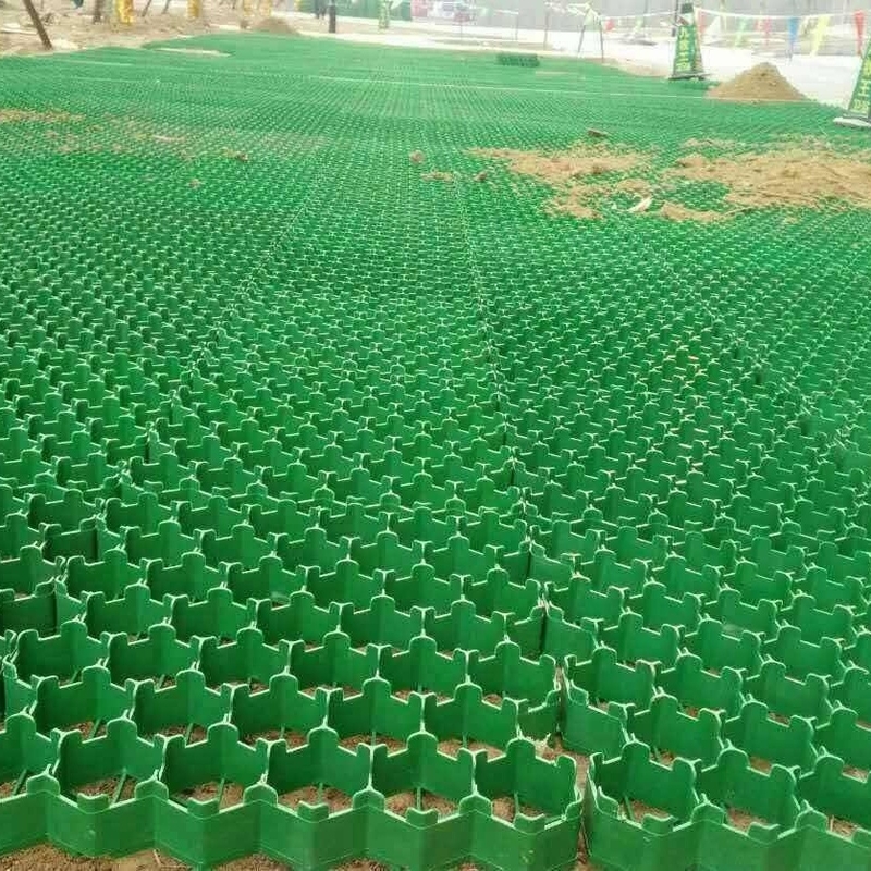 Zwaar uitgevoerde HDPE grasrooster voor permeabele grondversteviging, opritten, parkeerplaatsen, landschapsarchitectuur en gazonstabilisatie
